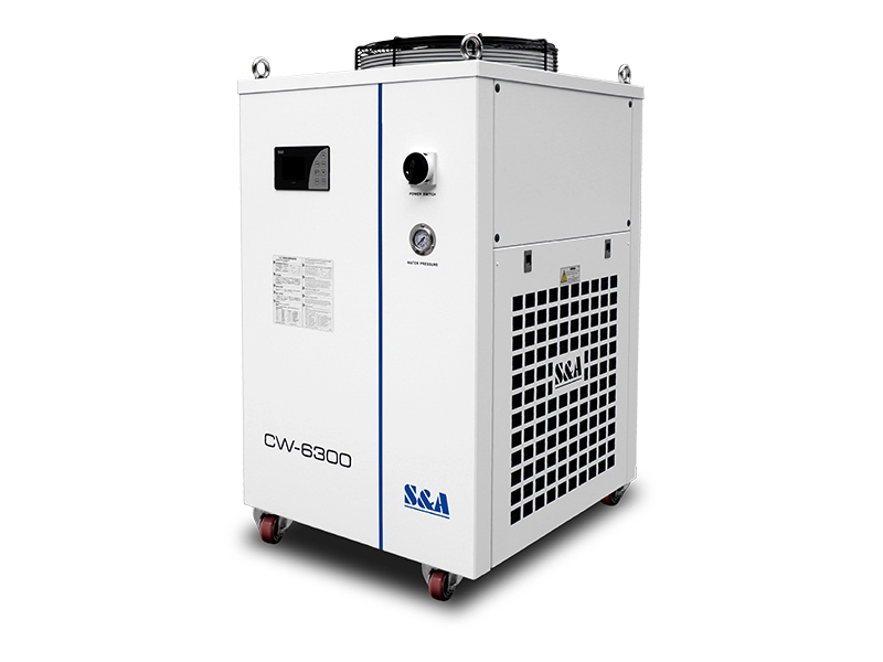 مبردات المياه المبردة بالهواء CW-6300 بقدرة تبريد 8500 وات تدعم بروتوكول الاتصال Modbus-485