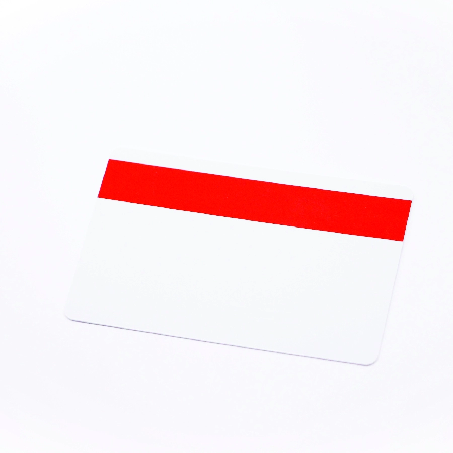 بطاقة PVC مع شريط مغناطيسي أحمر