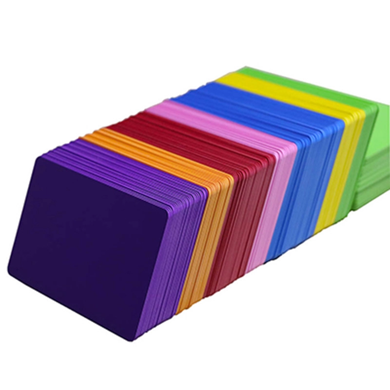 بطاقة ائتمان فارغة قابلة للطباعة بحجم بطاقات هوية ملونة صلبة