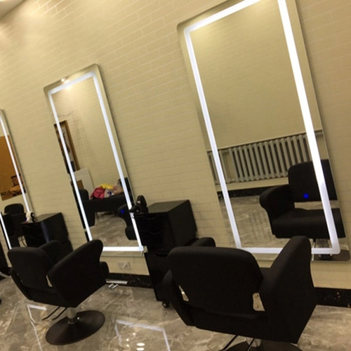 مرآة صالون لتصفيف الشعر بإضاءة خلفية LED حديثة مثبتة على الحائط