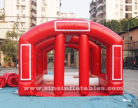 ملعب كرة قدم عملاق قابل للنفخ في الهواء الطلق مع خيمة للعب الألعاب
