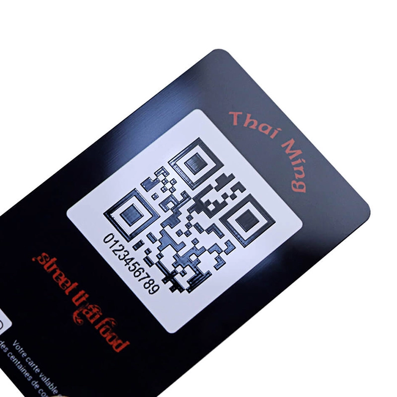 طباعة CMYK بطاقة القرب RFID بسرعة 13.56 ميجا هرتز مع باركود DOD