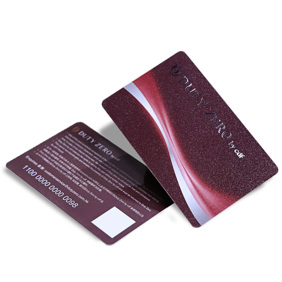 CR80 بطاقة RFID IC البلاستيكية اللامعة باللون الفضي
